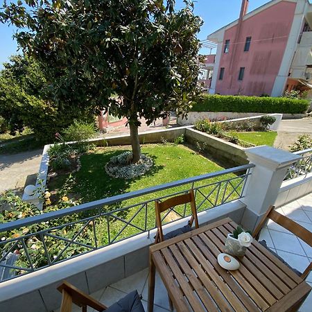 Theashomly Apartment Kastania  Luaran gambar